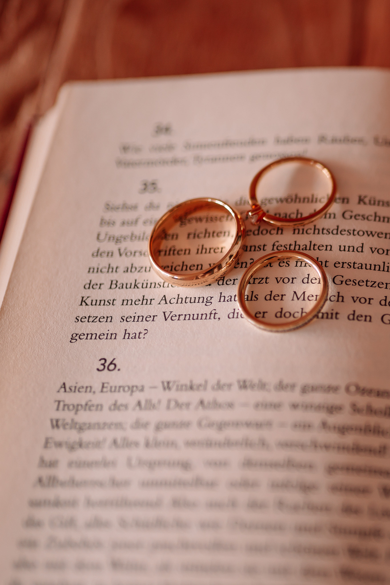 Sucht auch Ihr eine Hochzeitsfotografin von Basel - Aargau - Zürich?!
Eure Hochzeit ist für mich nicht nur ein Job - es ist Euer wichtigster, grösster und emotionalster Tag im Leben und für mich ist er ebenso wichtig.