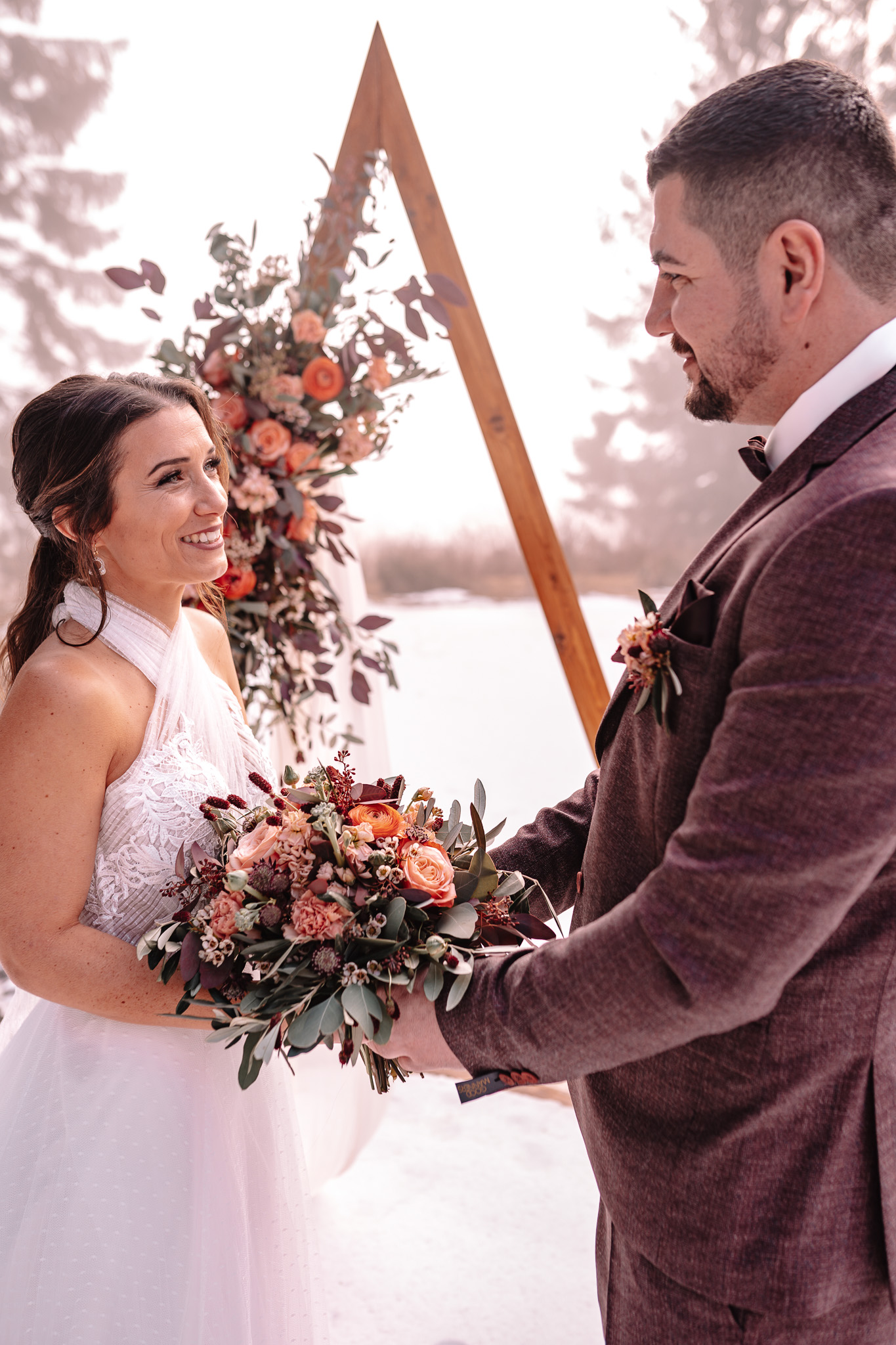 Sucht auch Ihr eine Hochzeitsfotografin von Basel - Aargau - Zürich?!
Eure Hochzeit ist für mich nicht nur ein Job - es ist Euer wichtigster, grösster und emotionalster Tag im Leben und für mich ist er ebenso wichtig.
